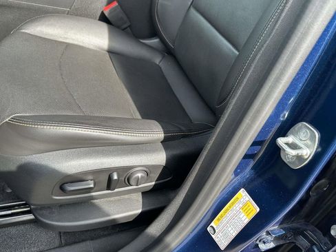 Certified 2020 Chevrolet Equinox Premier w/ LPO, Floor Liner Package FWD image 19