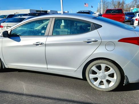 Used 2013 Hyundai Elantra Limited w/ Technology Pkg image 4