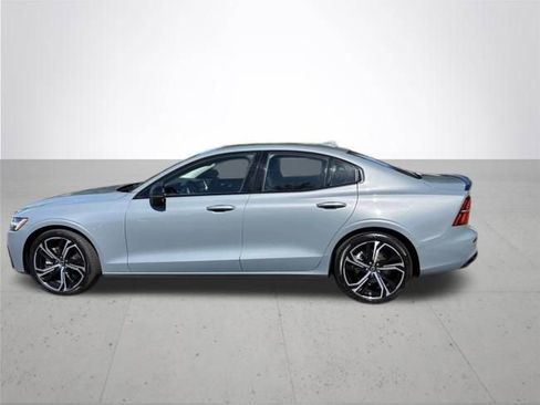 Used 2024 Volvo S60 B5 Core AWD/4WD image 9