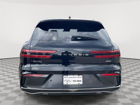 New 2026 Genesis GV70 2.5T AWD/4WD image 7