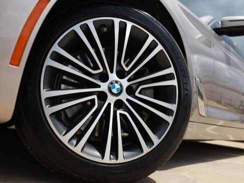 Used 2018 BMW 540i RWD image 43