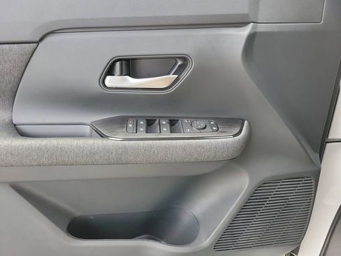 New 2026 Nissan Kicks SV image 19