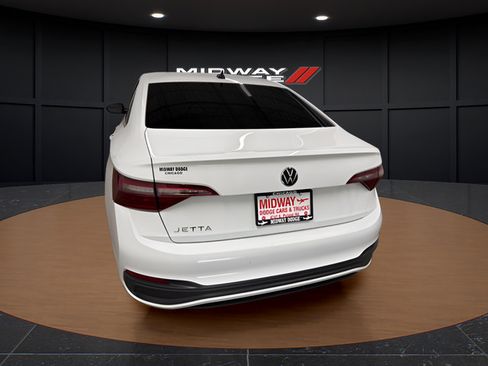 Used 2023 Volkswagen Jetta Sport FWD image 6