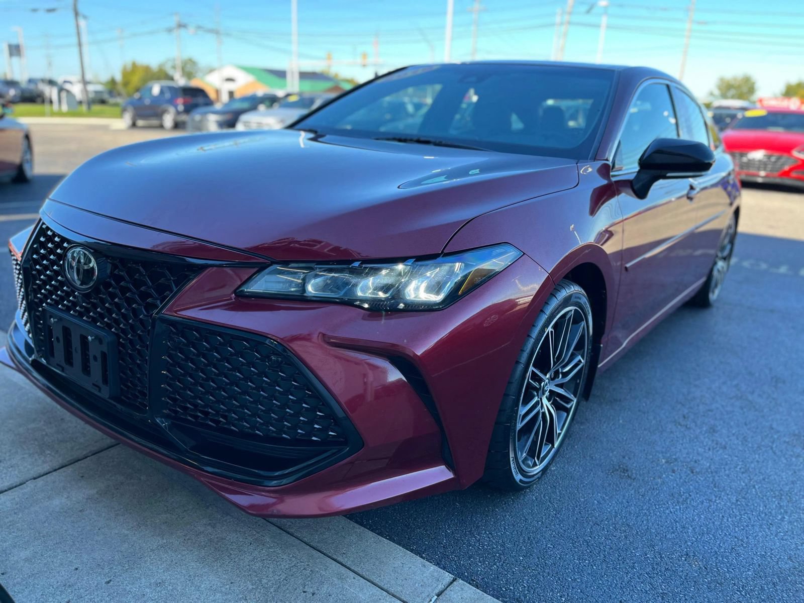 Used 2019 Toyota Avalon XSE FWD image 8
