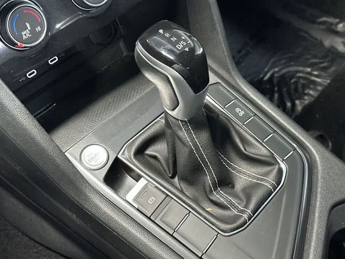 Certified 2024 Volkswagen Tiguan S FWD image 21