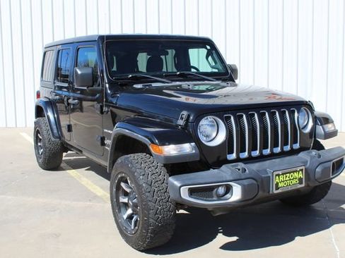 Used 2020 Jeep Wrangler Unlimited Sahara image 4