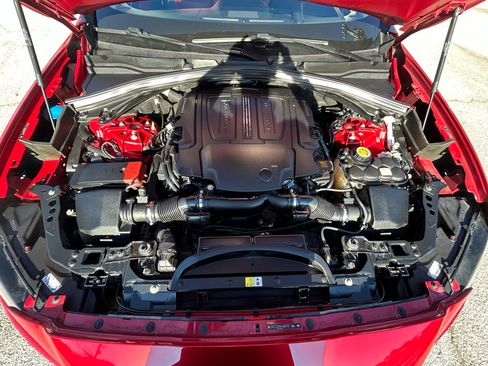 Used 2017 Jaguar F-PACE R-Sport image 27