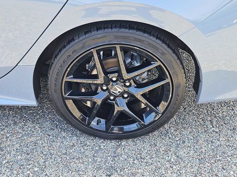 Certified 2024 Honda Civic Sport image 8