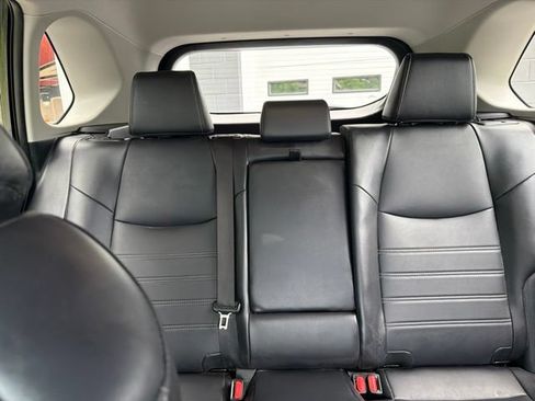 Used 2023 Toyota RAV4 XLE Premium AWD/4WD image 17