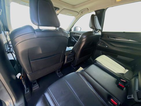 Used 2023 INFINITI QX60 Sensory w/ Vision Package image 25