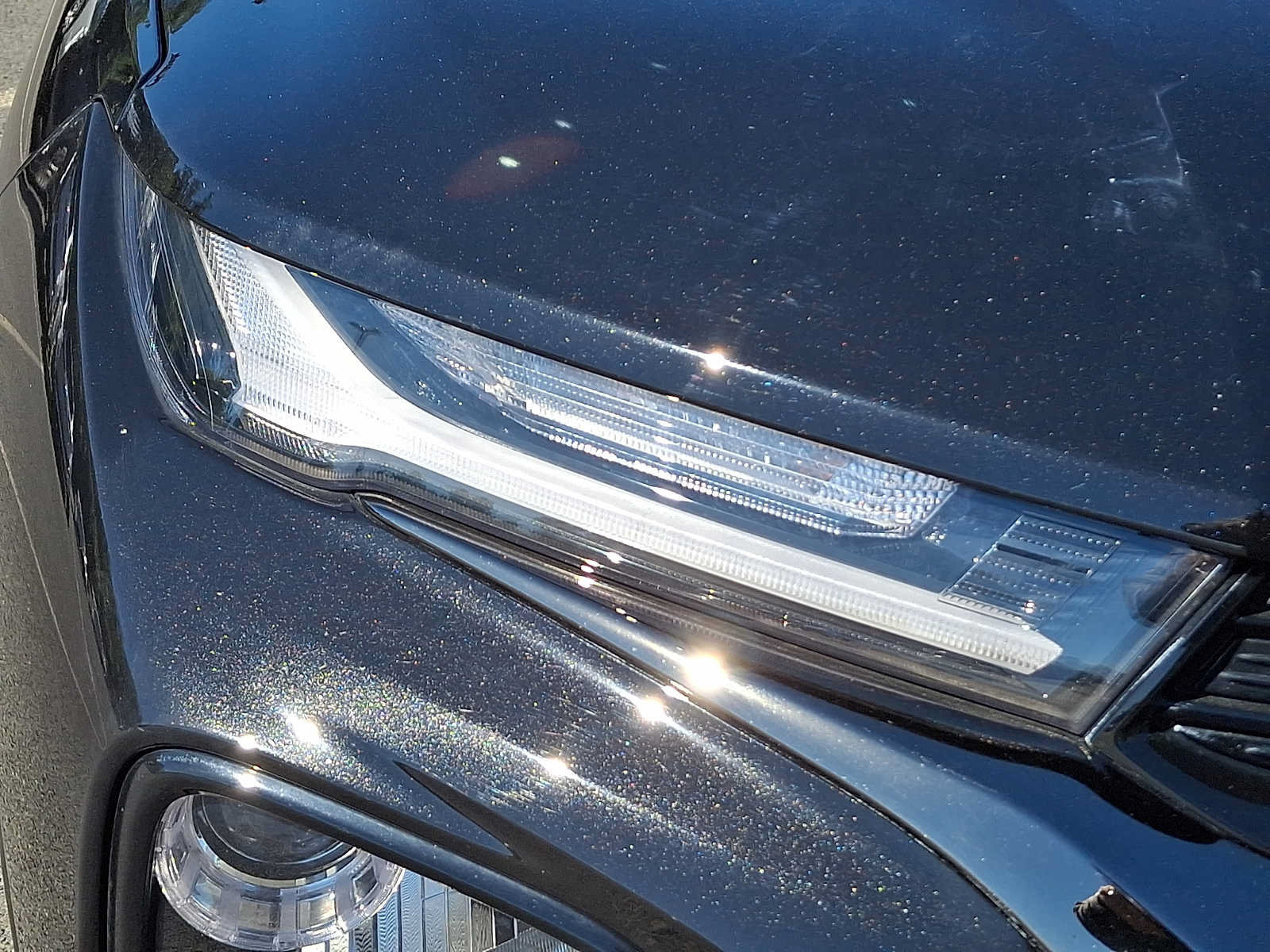 Used 2023 Chevrolet TrailBlazer RS w/ Sun and Liftgate Package FWD image 9