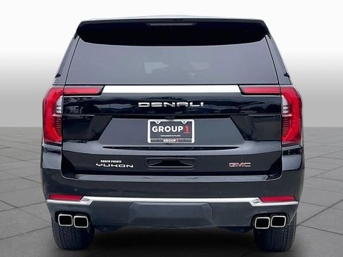 Used 2025 GMC Yukon XL Denali AWD/4WD image 5