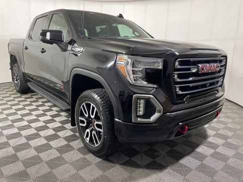 Used 2021 GMC Sierra 1500 AT4 w/ AT4 Premium Package AWD/4WD image 2