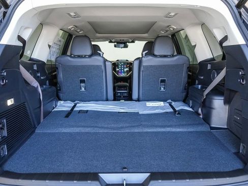 New 2025 Subaru Ascent Touring w/ Popular Package #2 image 11