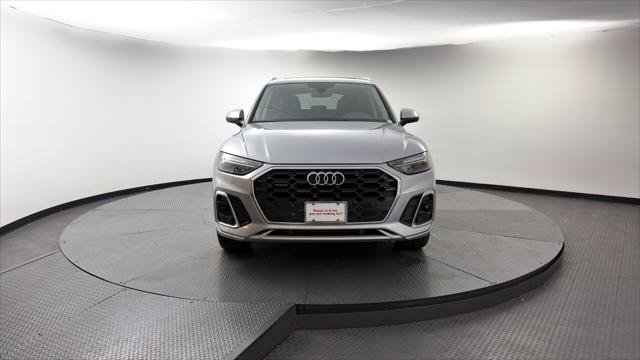 Used 2023 Audi Q5 2.0T Premium w/ Convenience Package AWD/4WD image 12