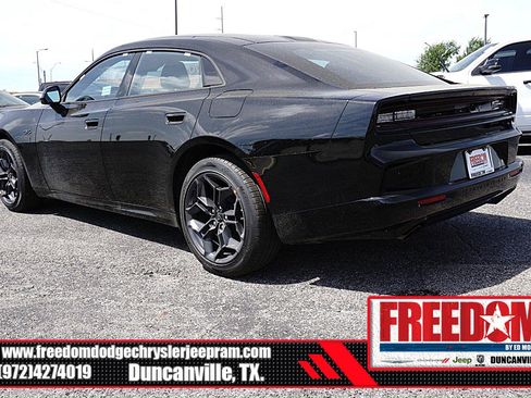 New 2026 Dodge Charger R/T w/ Blacktop Package AWD/4WD image 3