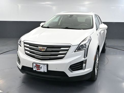 Used 2017 Cadillac XT5 Luxury image 12