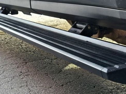 Used 2021 GMC Yukon Denali w/ Denali Premium Package image 5