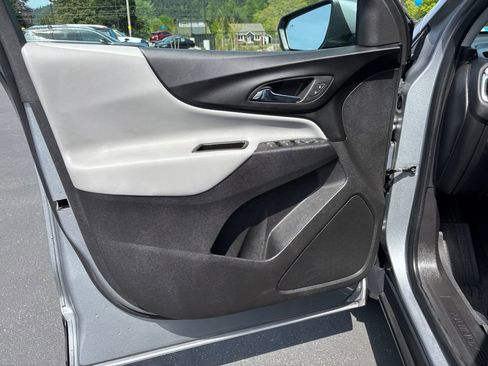 Used 2024 Chevrolet Equinox LT w/ LPO, Floor Liner Package AWD/4WD image 20