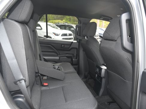 New 2026 Toyota 4Runner SR5 image 10