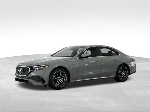 New 2026 Mercedes-Benz E 350 4MATIC Sedan image 38