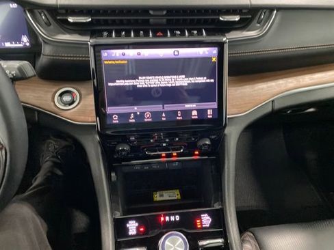 Used 2023 Jeep Grand Cherokee L Summit w/ High Altitude Package image 15