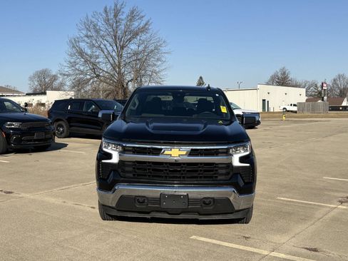 Used 2023 Chevrolet Silverado 1500 LT w/ Protection Package image 19