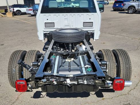 New 2026 Ford F350 XL AWD/4WD image 9