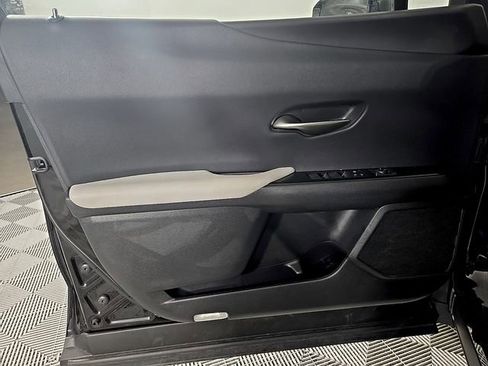 Used 2024 Lexus UX 250h AWD image 15