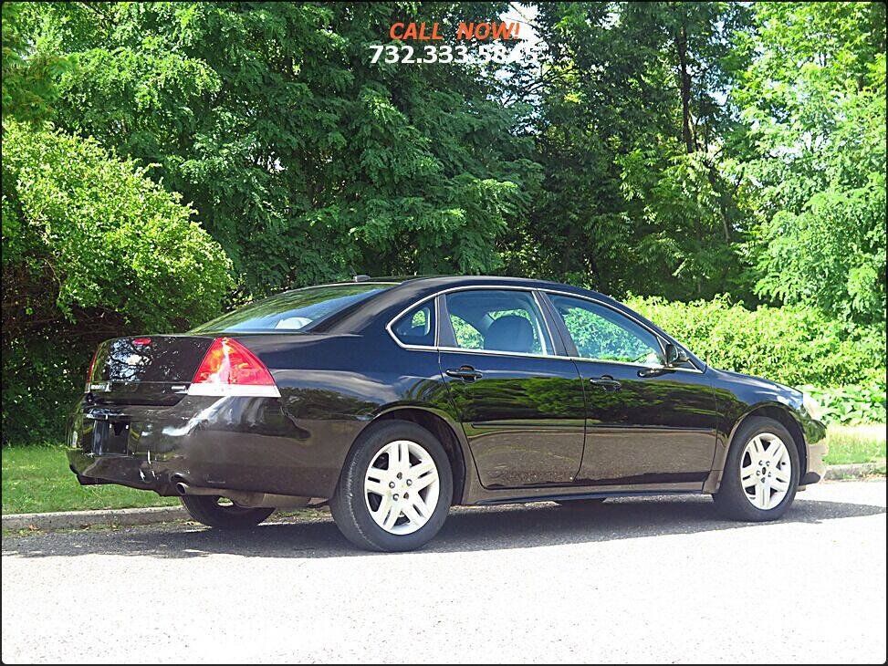 Used 2016 Chevrolet Impala LT FWD image 4