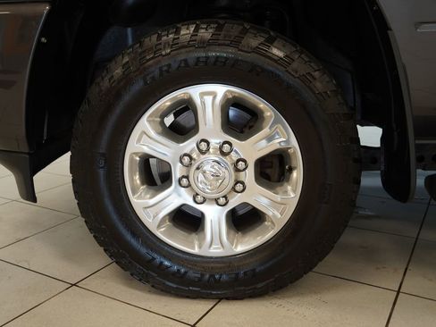 Used 2023 RAM 3500 Big Horn w/ Level 1 Equipment Group AWD/4WD image 15