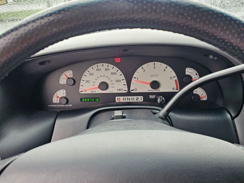 Used 2004 Ford F150 Lightning RWD image 18