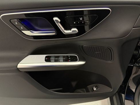 Certified 2026 Mercedes-Benz GLC 300 image 11
