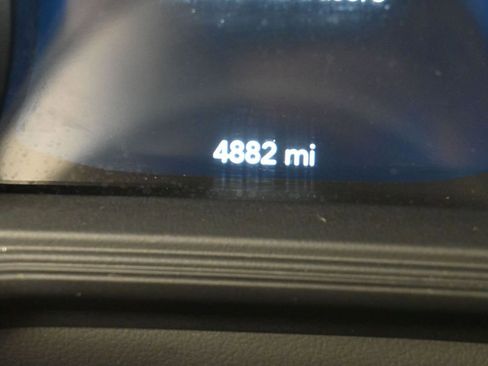 Used 2024 Jeep Gladiator Sport image 33