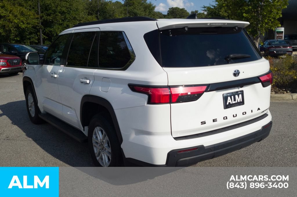Used 2025 Toyota Sequoia SR5 AWD/4WD image 9
