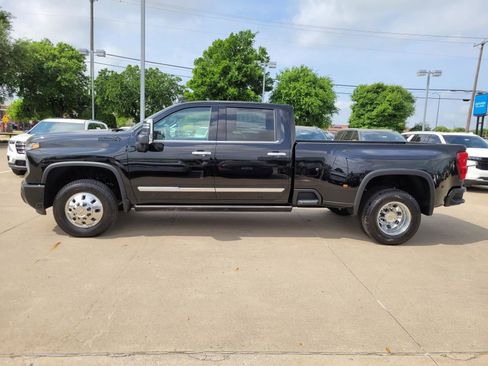 New 2026 Chevrolet Silverado 3500 High Country w/ High Country Premium Package AWD/4WD image 2