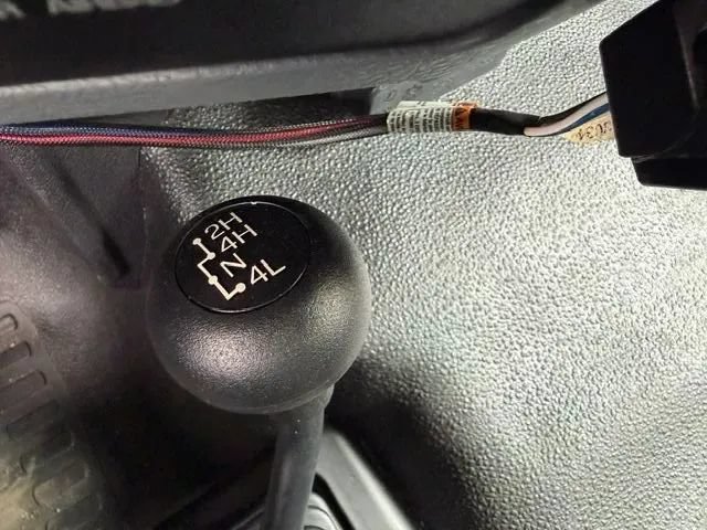 Used 2015 Ford F250 XL w/ Power Equipment Group AWD/4WD image 20