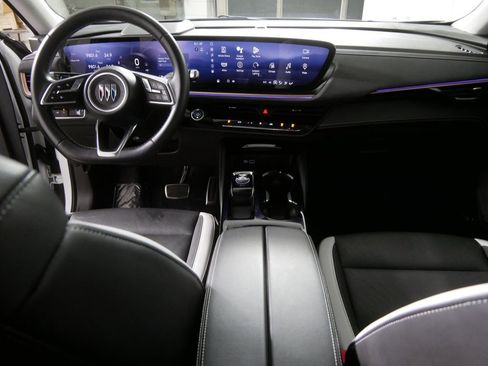 Used 2024 Buick Envision Sport Touring image 20