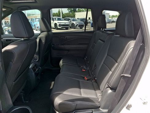 Used 2023 Honda Passport EX-L image 10