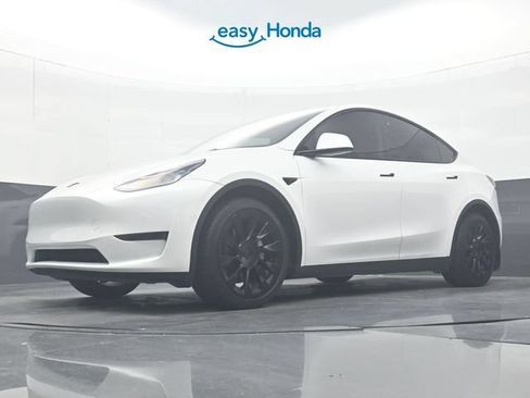 Used 2022 Tesla Model Y Long Range AWD/4WD image 27