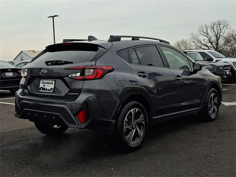 Used 2024 Subaru Crosstrek 2.0i Premium image 7
