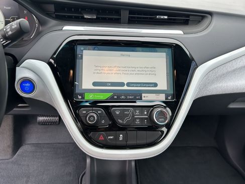 Used 2021 Chevrolet Bolt LT FWD image 9