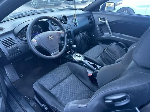 Used 2008 Hyundai Tiburon GS FWD image 3