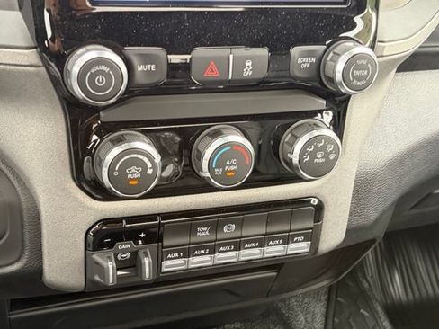 New 2026 RAM 5500 Tradesman AWD/4WD image 19