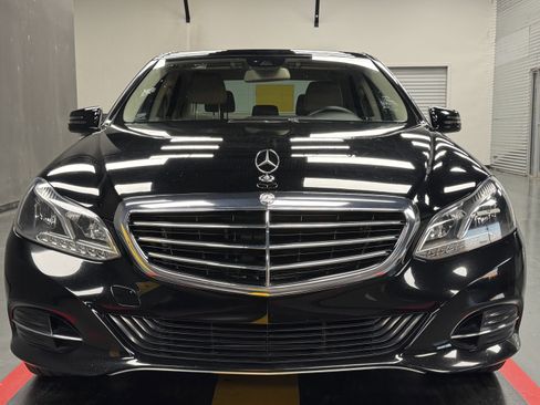 Used 2014 Mercedes-Benz E 350 Sedan w/ Premium 1 Package image 9