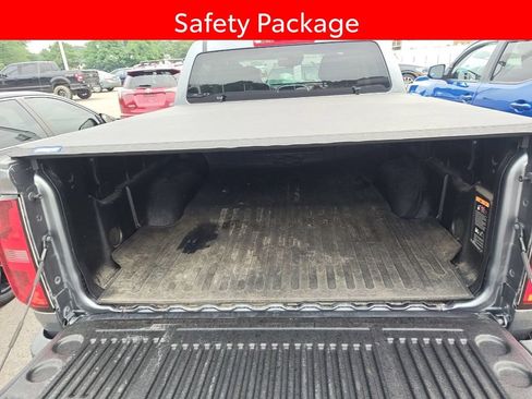 Used 2022 Chevrolet Colorado LT w/ Safety Package AWD/4WD image 5