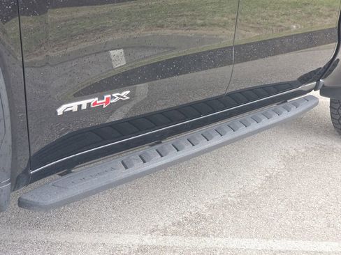 Used 2022 GMC Sierra 1500 AT4X image 22