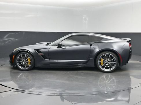 Used 2018 Chevrolet Corvette Grand Sport RWD image 10