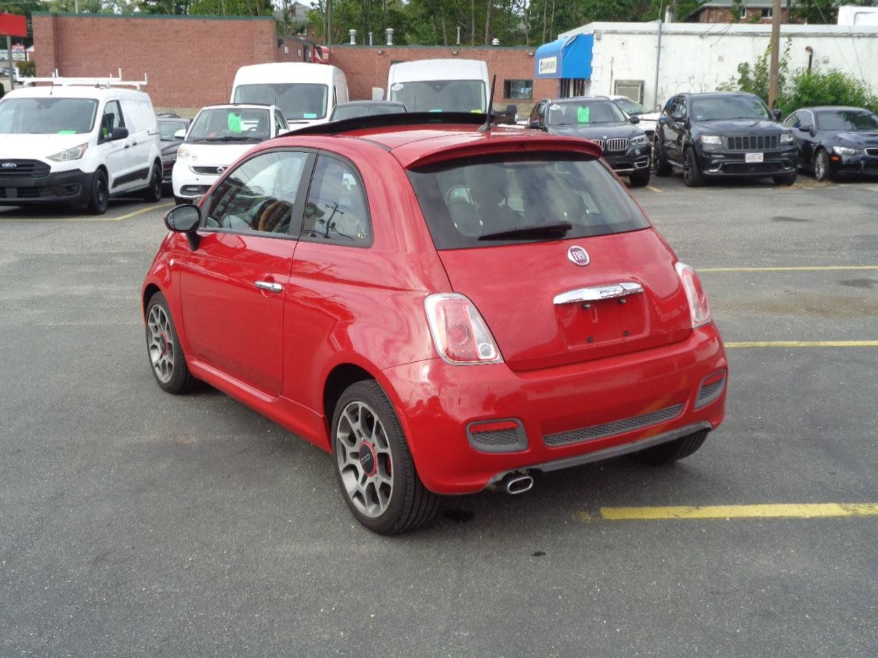 Used 2013 FIAT 500 Sport FWD image 3