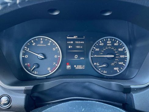 Used 2023 Subaru Ascent Premium w/ Convenience Package image 24